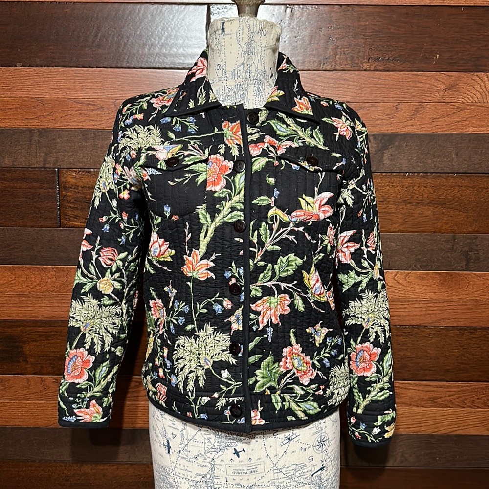 Keren Hart Collared Long Sleeve Quilted Floral Button Down Jacket